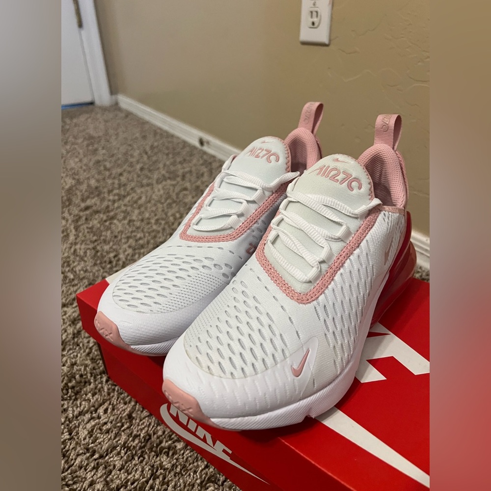 NIKE AIR MAX 270 (GS).